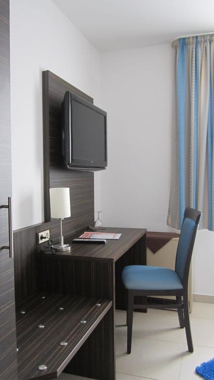 Hotel Konoba Meckenheim  Zimmer foto